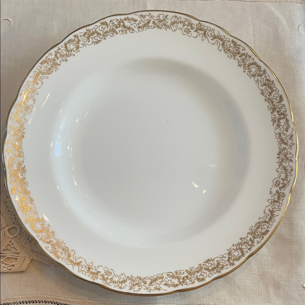Royal Crown Derby Aves Gold Narrow Border Salad Plate 1st Quality New Never Used